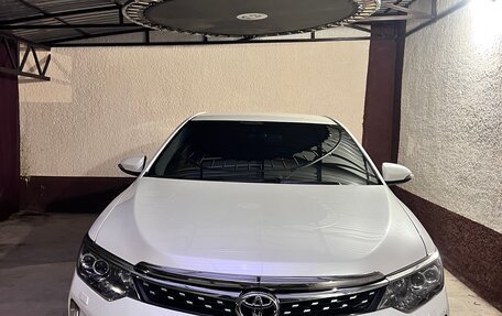 Toyota Camry, 2017 год, 2 200 000 рублей, 9 фотография