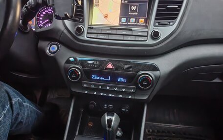 Hyundai Tucson III, 2018 год, 2 350 000 рублей, 6 фотография