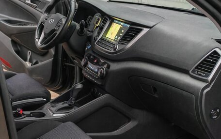 Hyundai Tucson III, 2018 год, 2 350 000 рублей, 10 фотография