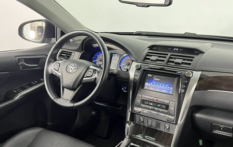 Toyota Camry, 2016 год, 2 250 000 рублей, 14 фотография