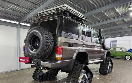 Toyota Land Cruiser 70, 1993 год, 7 499 000 рублей, 5 фотография
