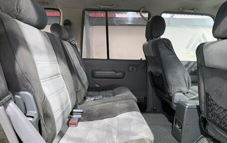 Toyota Land Cruiser 70, 1993 год, 7 499 000 рублей, 16 фотография