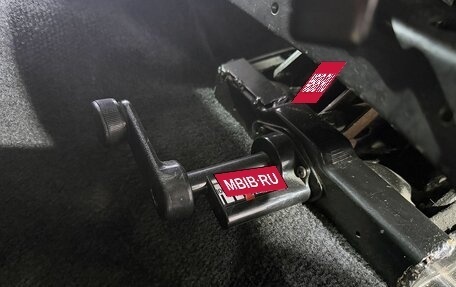 Toyota Land Cruiser 70, 1993 год, 7 499 000 рублей, 22 фотография