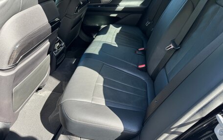 BMW 7 серия, 2017 год, 3 450 000 рублей, 17 фотография