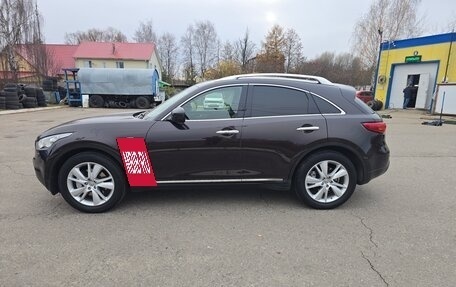 Infiniti QX70, 2016 год, 3 200 000 рублей, 4 фотография