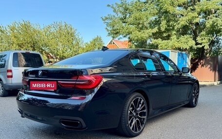 BMW 7 серия, 2017 год, 3 450 000 рублей, 9 фотография