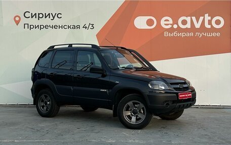 Chevrolet Niva I рестайлинг, 2016 год, 810 000 рублей, 3 фотография