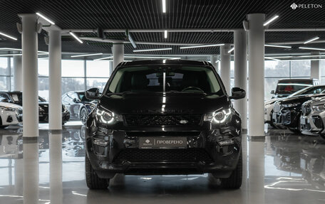 Land Rover Discovery Sport I рестайлинг, 2018 год, 2 880 000 рублей, 3 фотография