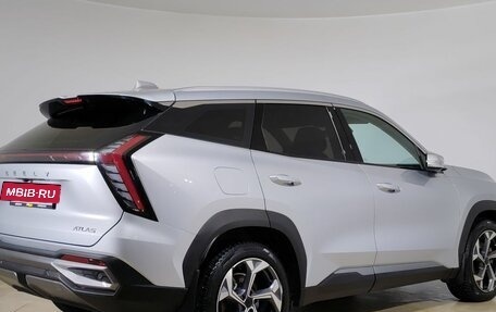 Geely Atlas, 2023 год, 2 590 000 рублей, 5 фотография