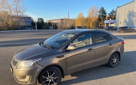 KIA Rio III рестайлинг, 2013 год, 800 000 рублей, 1 фотография