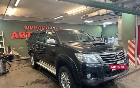 Toyota Hilux VII, 2012 год, 2 300 000 рублей, 3 фотография