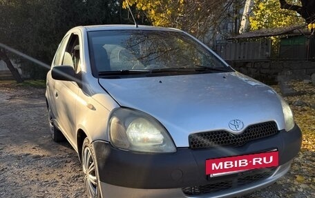 Toyota Yaris I рестайлинг, 2001 год, 350 000 рублей, 2 фотография