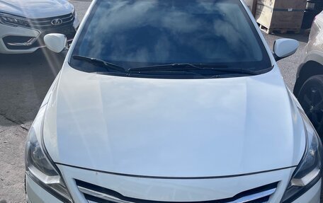 Hyundai Solaris II рестайлинг, 2014 год, 920 000 рублей, 3 фотография