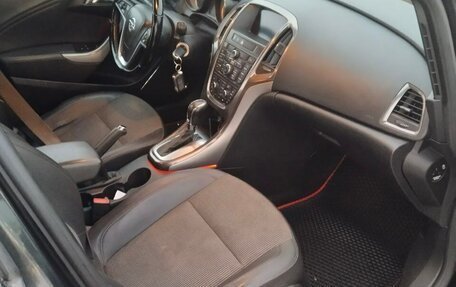 Opel Astra J, 2011 год, 620 000 рублей, 7 фотография