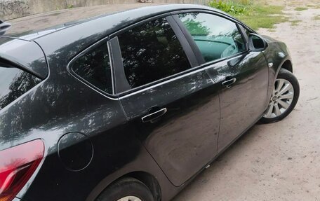 Opel Astra J, 2011 год, 620 000 рублей, 8 фотография