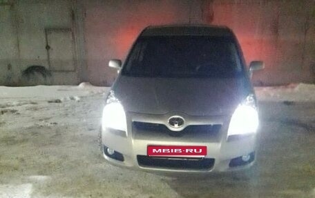 Toyota Corolla Verso I, 2007 год, 850 000 рублей, 2 фотография