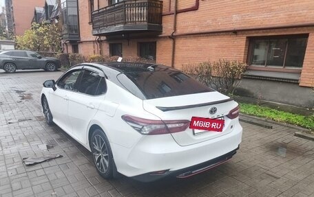 Toyota Camry, 2021 год, 2 450 000 рублей, 5 фотография