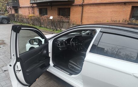 Toyota Camry, 2021 год, 2 450 000 рублей, 8 фотография