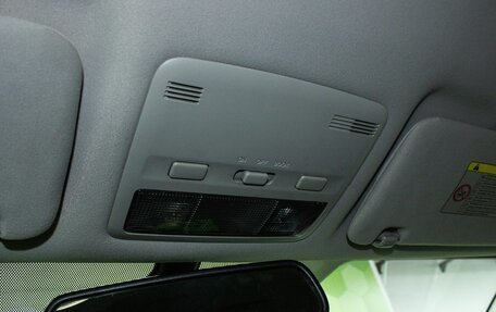 Toyota Avensis III рестайлинг, 2007 год, 950 000 рублей, 8 фотография