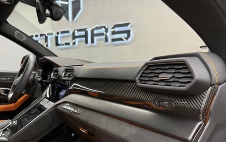 Lamborghini Urus I, 2022 год, 28 994 000 рублей, 40 фотография