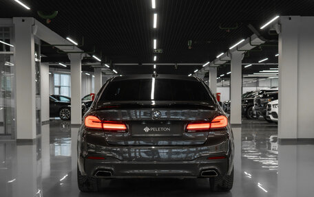 BMW 5 серия, 2019 год, 4 550 000 рублей, 6 фотография