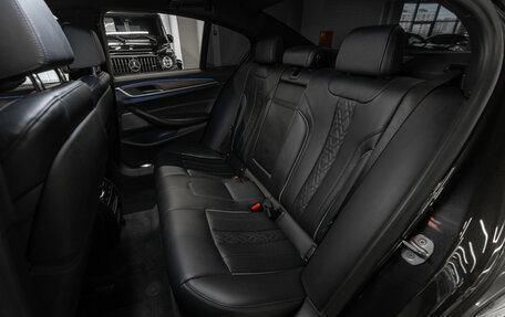 BMW 5 серия, 2019 год, 4 550 000 рублей, 13 фотография