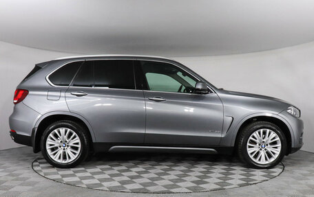 BMW X5, 2017 год, 3 050 000 рублей, 6 фотография