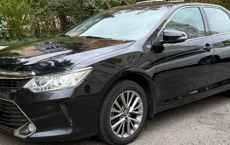 Toyota Camry, 2015 год, 2 050 000 рублей, 1 фотография
