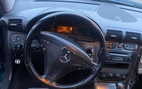 Mercedes-Benz C-Класс, 2003 год, 750 000 рублей, 11 фотография