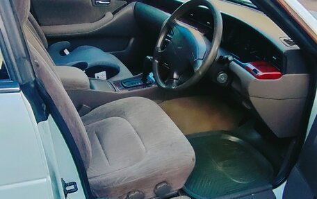 Nissan Laurel VIII, 1998 год, 600 000 рублей, 28 фотография