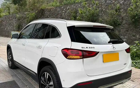 Mercedes-Benz GLA, 2022 год, 2 375 000 рублей, 5 фотография