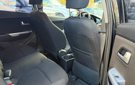 KIA Rio III рестайлинг, 2013 год, 999 000 рублей, 11 фотография