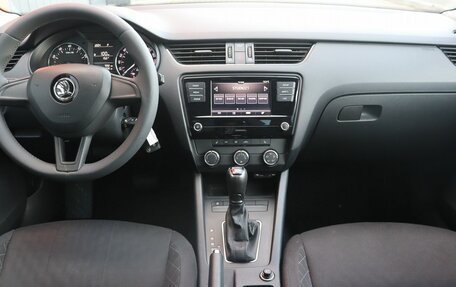 Skoda Octavia, 2017 год, 1 399 000 рублей, 7 фотография