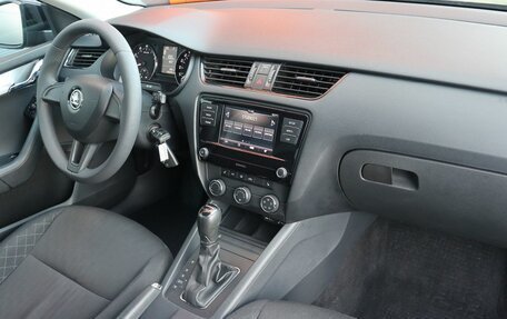 Skoda Octavia, 2017 год, 1 399 000 рублей, 11 фотография