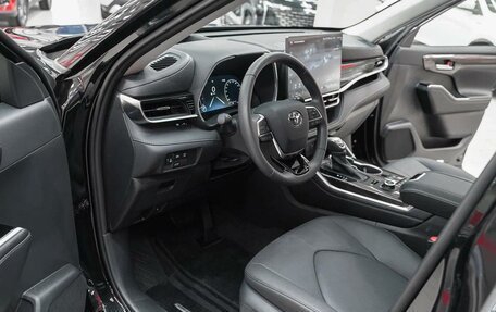 Toyota Highlander, 2025 год, 5 999 000 рублей, 12 фотография