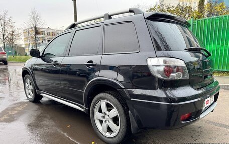 Mitsubishi Outlander III рестайлинг 3, 2007 год, 700 000 рублей, 5 фотография