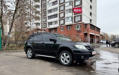 Mitsubishi Outlander III рестайлинг 3, 2007 год, 700 000 рублей, 2 фотография