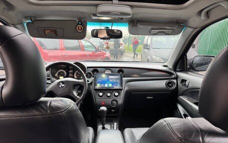 Mitsubishi Outlander III рестайлинг 3, 2007 год, 700 000 рублей, 16 фотография