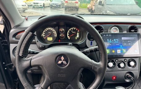 Mitsubishi Outlander III рестайлинг 3, 2007 год, 700 000 рублей, 21 фотография