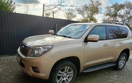 Toyota Land Cruiser Prado 150 рестайлинг 2, 2010 год, 2 350 000 рублей, 3 фотография