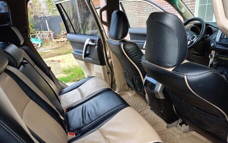 Toyota Land Cruiser Prado 150 рестайлинг 2, 2010 год, 2 350 000 рублей, 4 фотография