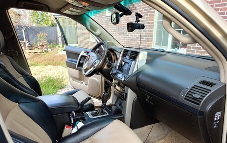 Toyota Land Cruiser Prado 150 рестайлинг 2, 2010 год, 2 350 000 рублей, 8 фотография