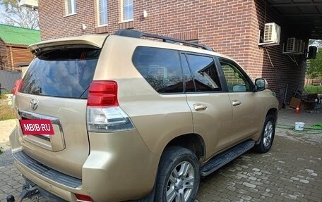 Toyota Land Cruiser Prado 150 рестайлинг 2, 2010 год, 2 350 000 рублей, 11 фотография