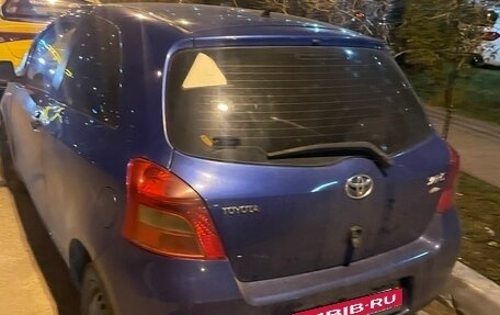 Toyota Yaris III рестайлинг, 2008 год, 360 000 рублей, 3 фотография