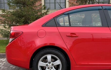 Chevrolet Cruze II, 2009 год, 800 000 рублей, 13 фотография