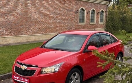 Chevrolet Cruze II, 2009 год, 800 000 рублей, 11 фотография