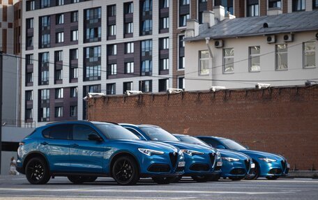 Alfa Romeo Stelvio, 2021 год, 3 590 000 рублей, 6 фотография