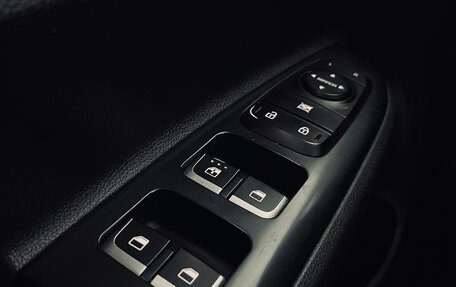 KIA Rio IV, 2021 год, 1 590 000 рублей, 18 фотография