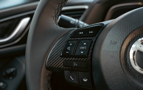 Mazda 3, 2017 год, 1 295 000 рублей, 13 фотография