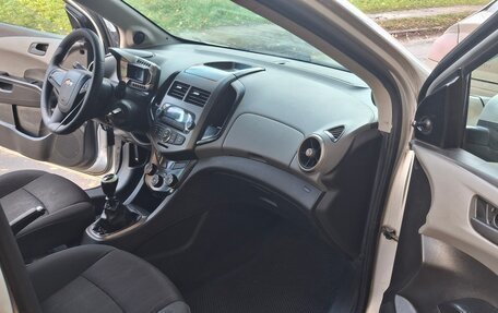 Chevrolet Aveo III, 2012 год, 500 000 рублей, 16 фотография